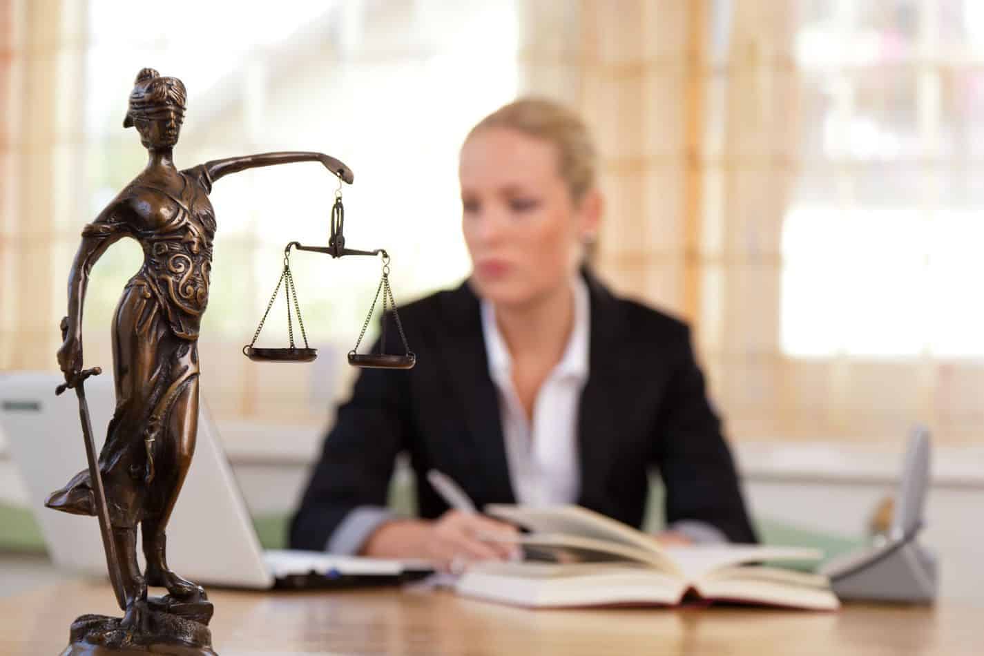 Can You Become a Lawyer in the US without Getting a Degree?